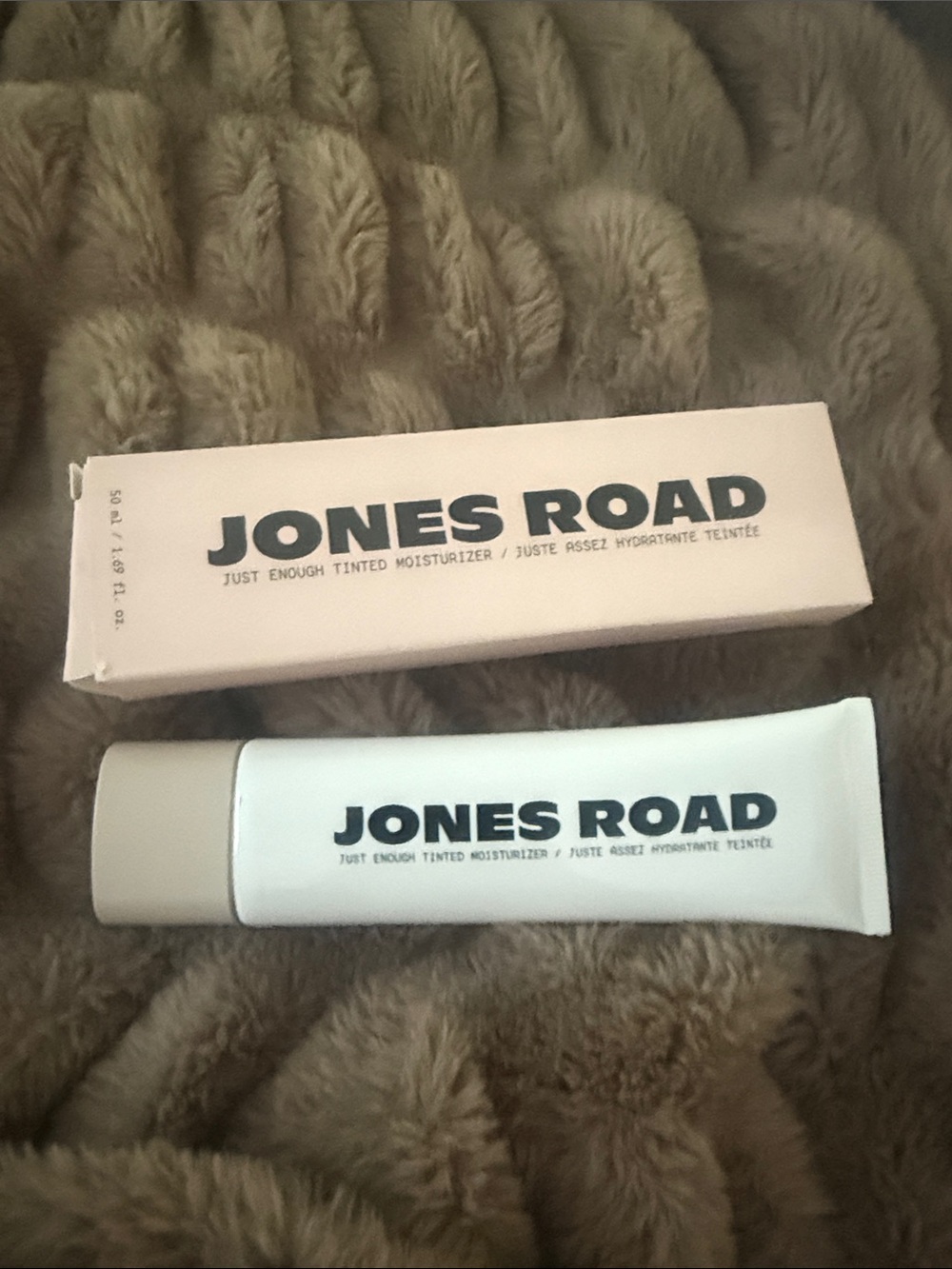 Jones Road Just Enough Tinted Moisturizer - Light Clair 1.69 fl oz-New In Box
